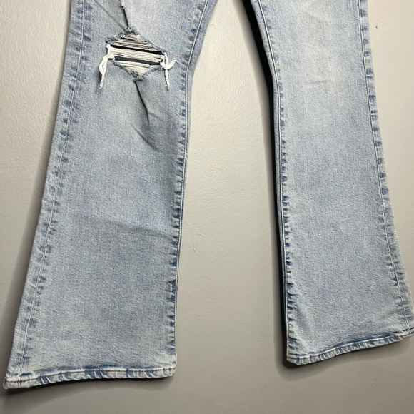 Gap ‘70s Flare High Rise Light Wash Distressed Denim Jeans Z - Picture 2 of 9